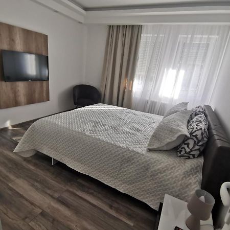 Apartments Isidora Novi Sad Dış mekan fotoğraf